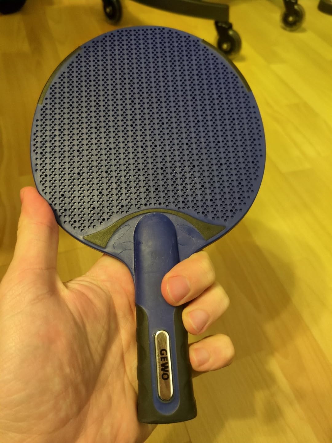 GEWO AWR Outdoor Tischtennisschläger blau wetterfest konkav