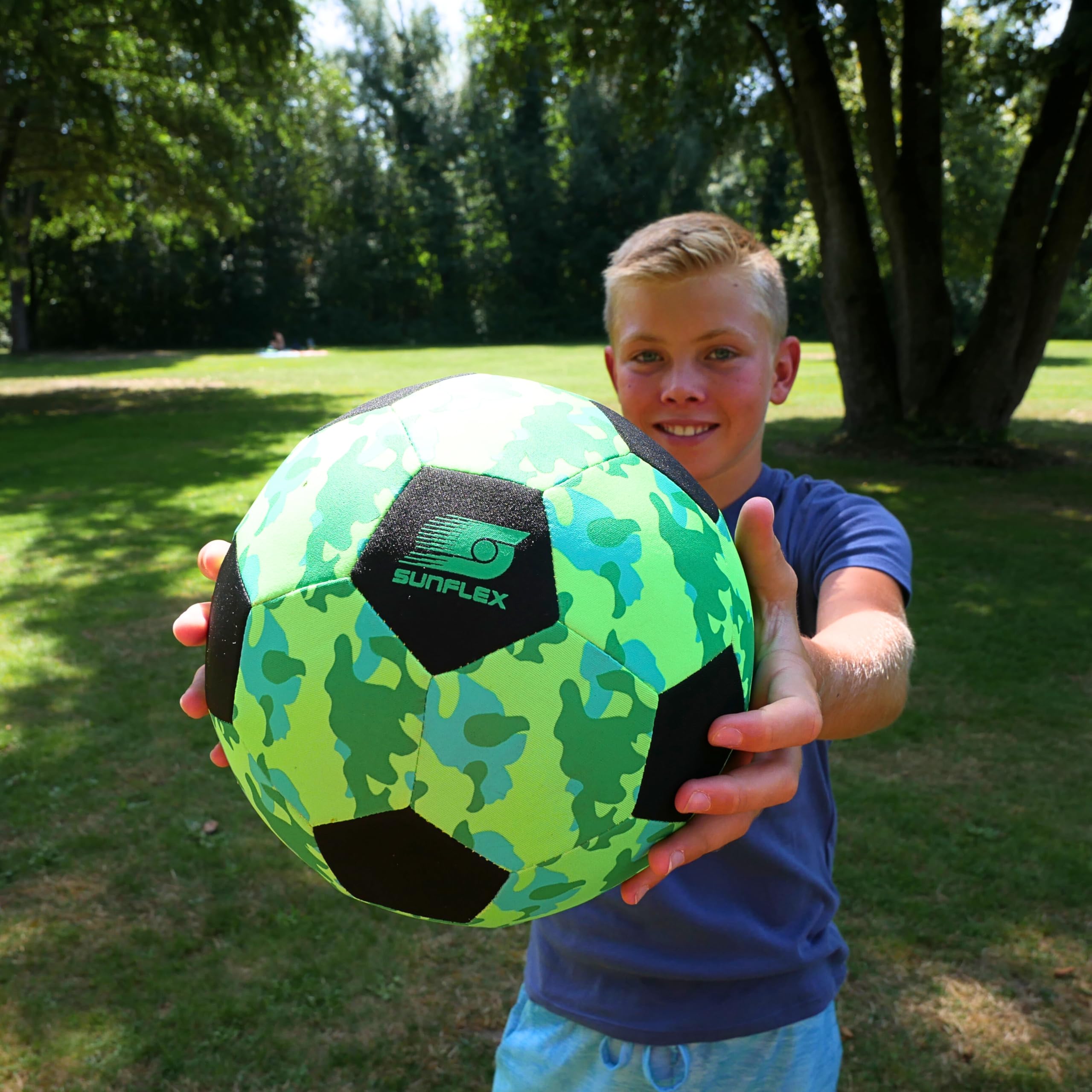 Sunflex NEOREMIX Neopren Fußball Camo Green 23 cm