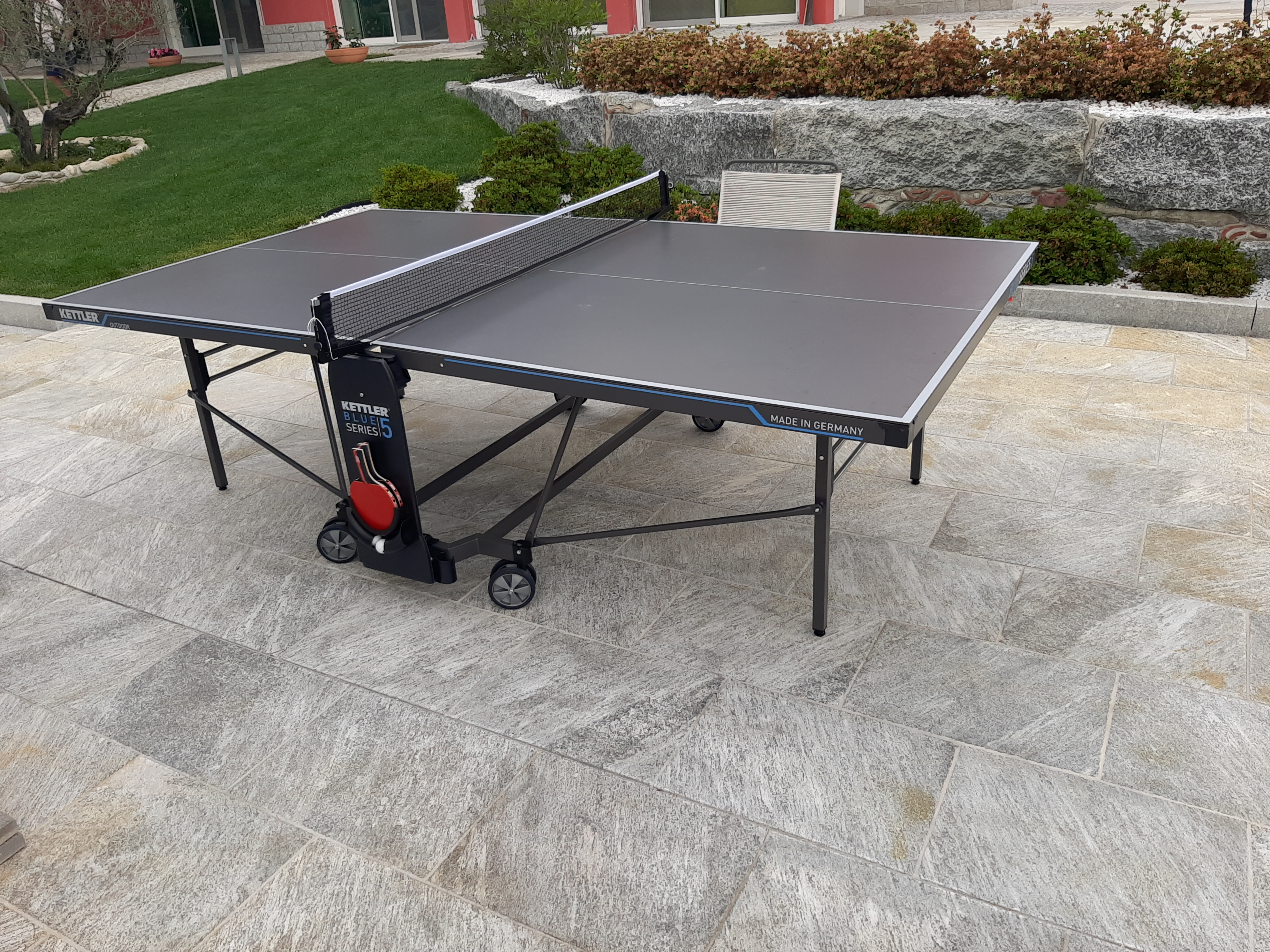 Kettler K5 Outdoor Tischtennisplatte 274x152,5cm wetterfest klappbar