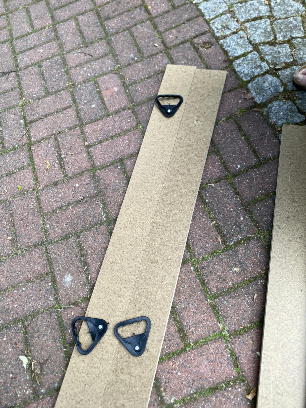 Cornilleau 500X Tischtennisplatte Outdoor Schwarz klappbar