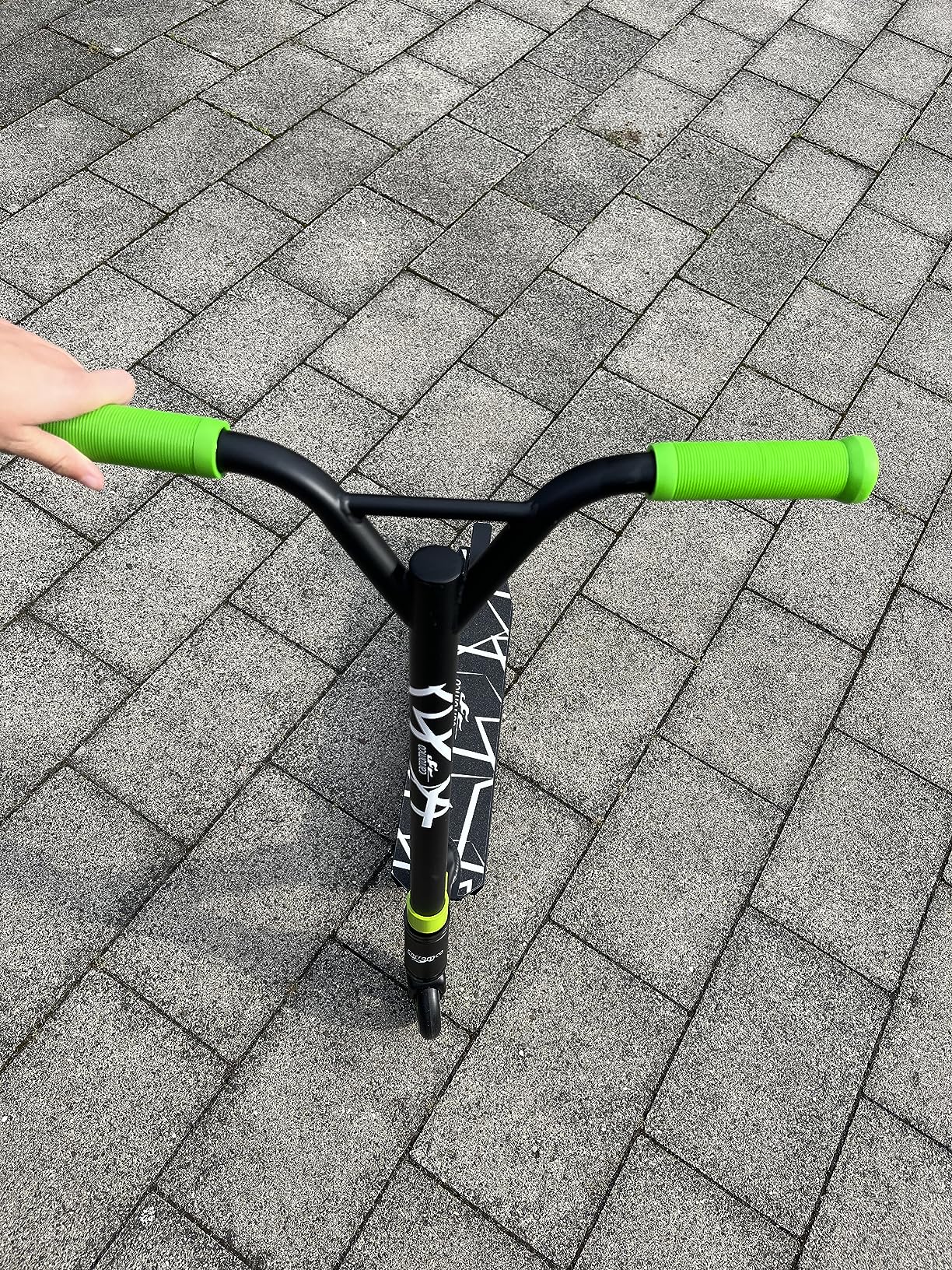 Carromco Scooter Action Rider 100 Stunt Scooter grün-schwarz