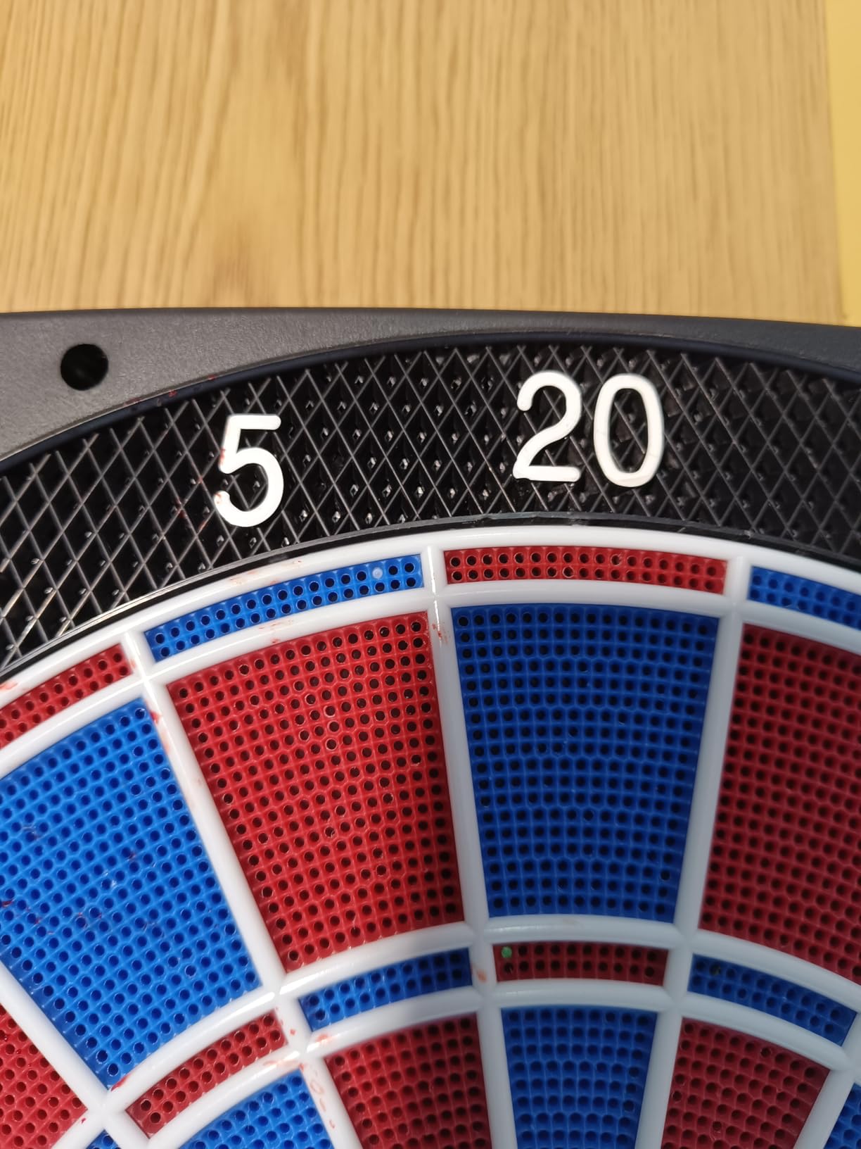 Carromco Turbo Charger 4.0 E-Dartboard App 2-Loch Bluetooth