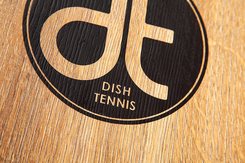 DISH TENNIS Farbige Tische Cognac Eiche Tischtennistisch